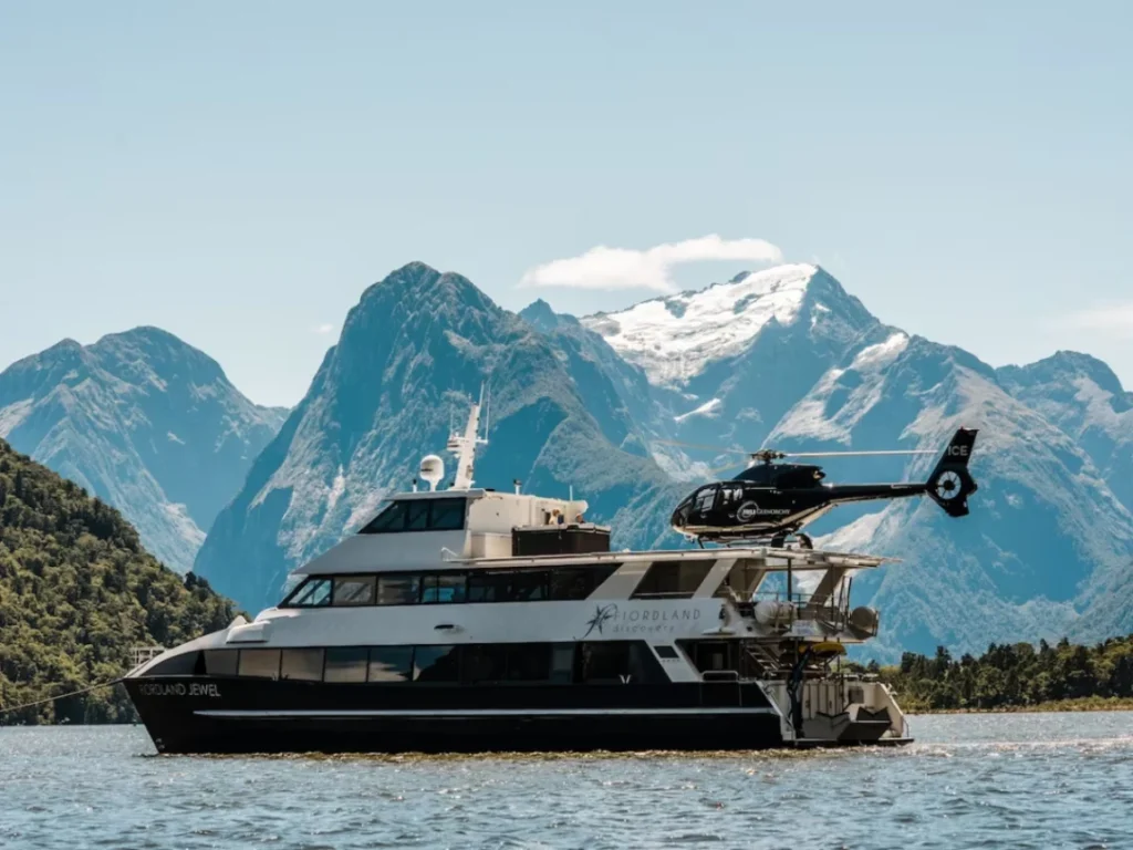 Honeymoon NZ Fiordland Discovery