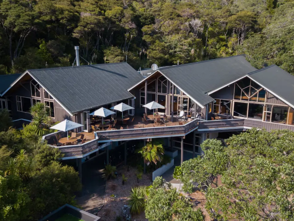 Honeymoon NZ Grand Mercure Puka Park Resort